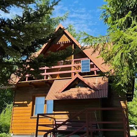 Pod Modrzewiem * Nowy Targ